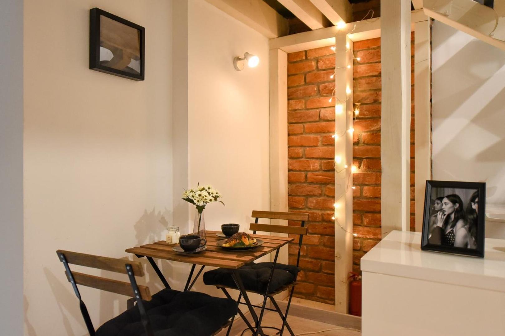 Central Comfort - Duplex-Style Studios On Regina Elisabeta Bucharest Room photo